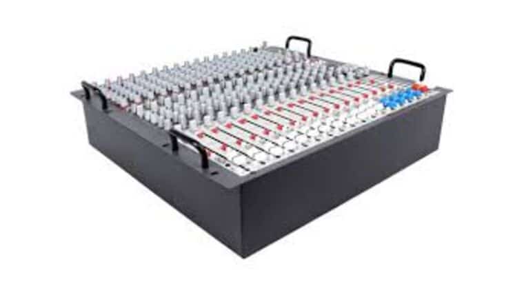 Crest X-Rack Mixer Console (12+4 Stereo Inputs, 4 Submasters) | Rental