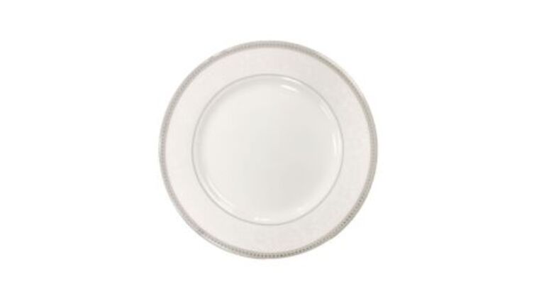White/Silver Ivy B&B Plate – 6″ | Rental