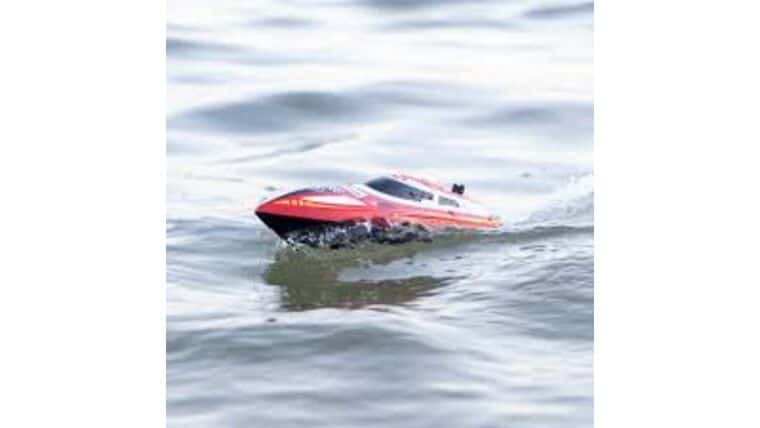 Remote Control Race Boats Inflatable Lake/Pool | Rental