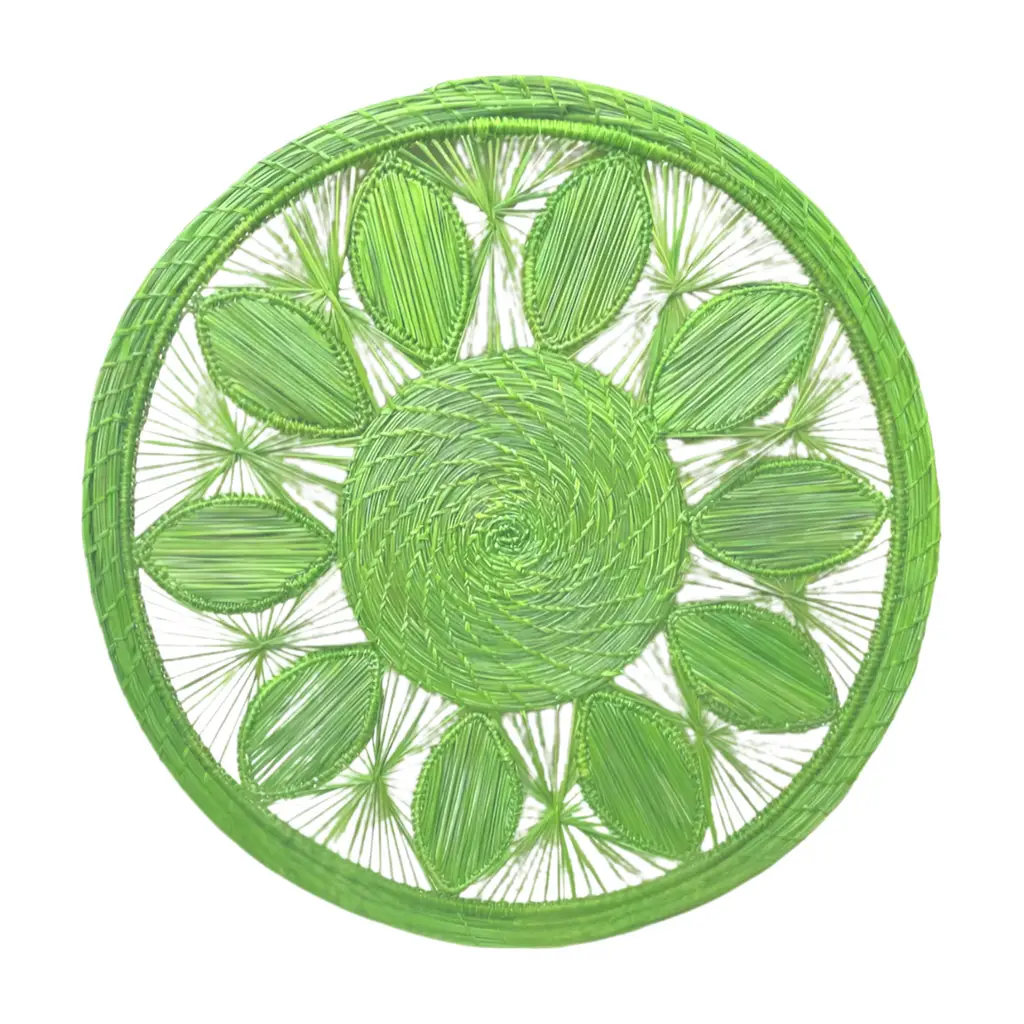 Leaf Medallion Woven Placemat | Rental