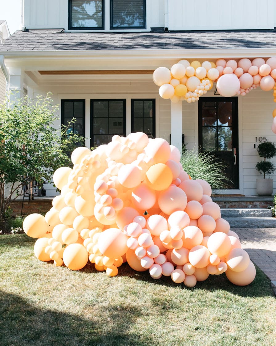 OUTDOOR – Bridal – Freestanding Balloon Piece | Rental OUTDOOR – Bridal – Freestanding Balloon Piece | Rental